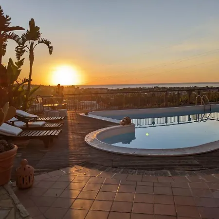 Carly Taormina With Private Pool